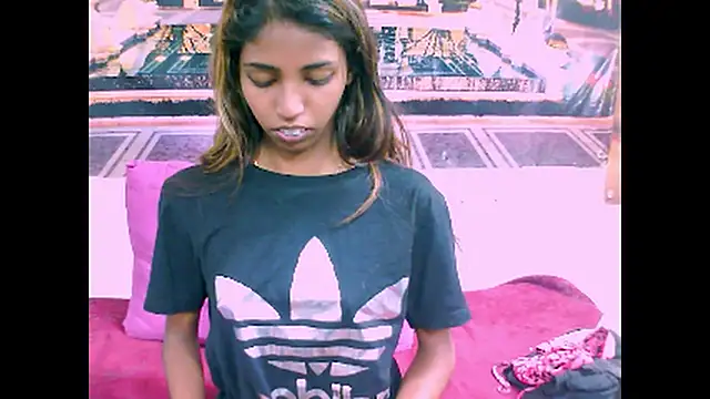 IndianSexySlender online show from 29, 12, 2024