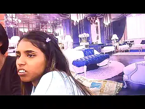 IndianSexySlender online show from 9, 11, 2025