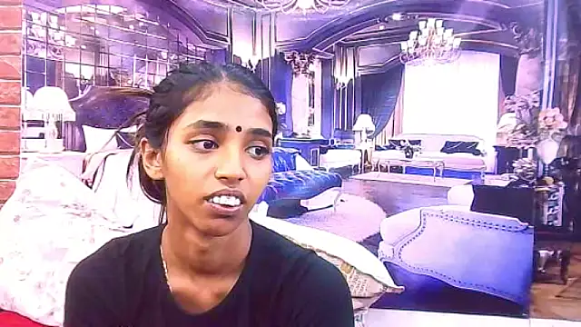 IndianSexySlender online show from 17, 11, 2025