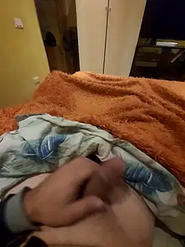 Snapshot of tiscopofortezozza chatting on 14, 12, 2025 tiscopofortezozza online show from 14, 12, 2025