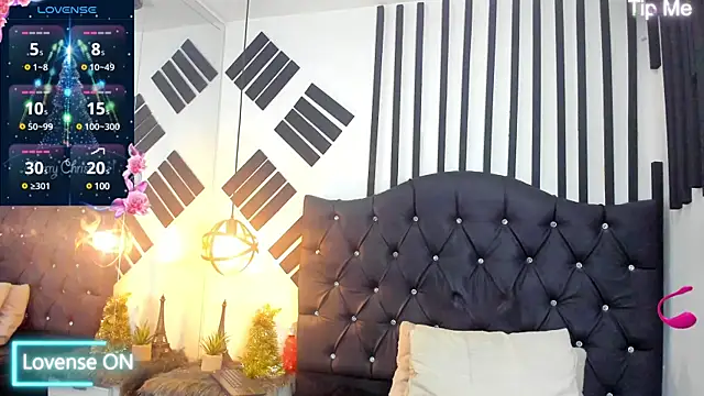 AllisonsweetZ online show from 10, 12, 2024