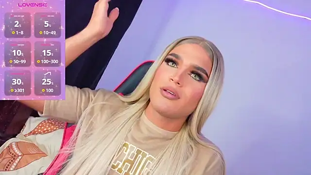 Snapshot of AllisonsweetZ chatting on 25, 11, 2025 AllisonsweetZ online show from 25, 11, 2025