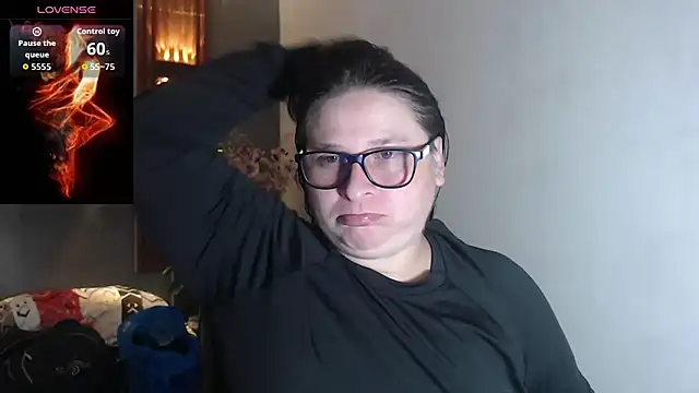 Snapshot of katty_femdom chatting on 7, 10, 2025 katty femdom online show from 7, 10, 2025