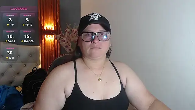 Snapshot of katty_femdom chatting on 17, 5, 2026 katty femdom online show from 17, 5, 2026