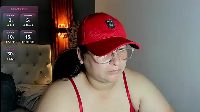 Snapshot of katty_femdom chatting on 9, 6, 2026 katty femdom online show from 9, 6, 2026