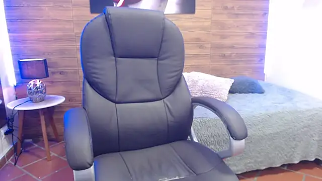 Snapshot of jhoellx chatting on 16, 1, 2025 jhoellx online show from 16, 1, 2025