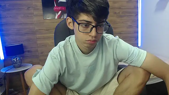 Snapshot of jhoellx chatting on 7, 2, 2025 jhoellx online show from 7, 2, 2025