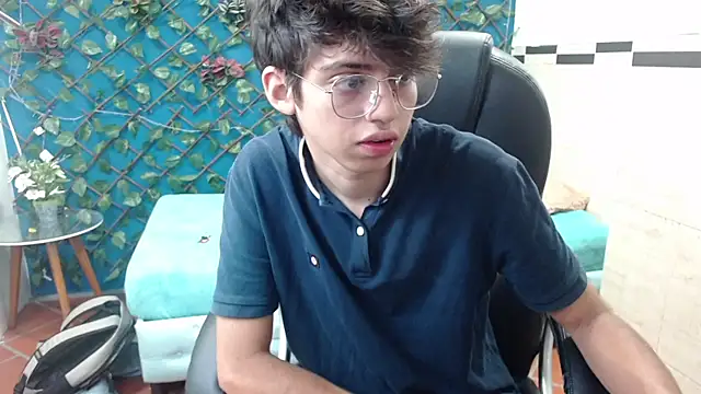 Snapshot of jhoellx chatting on 9, 3, 2025 jhoellx online show from 9, 3, 2025