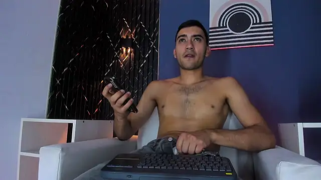 Liam crox online show from 30, 1, 2025