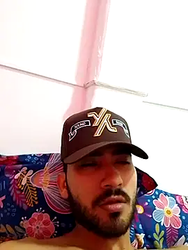 Liam crox online show from 5, 11, 2025