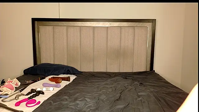 misscatxo online show from 20, 2, 2025