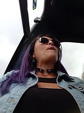 Snapshot of sophie_banger chatting on 17, 9, 2025 sophie banger online show from 17, 9, 2025