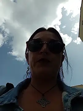 sophie banger online show from 14, 12, 2025