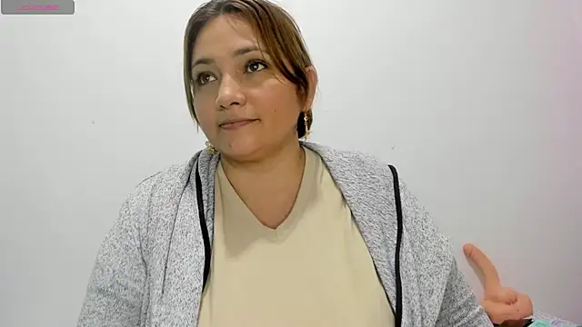 Snapshot of Paula-Harrison chatting on 23, 10, 2025 Paula-Harrison online show from 23, 10, 2025