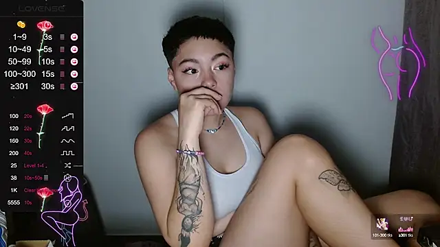 Snapshot of TRIXIE_TANG28 chatting on 7, 3, 2025 TRIXIE TANG28 online show from 7, 3, 2025