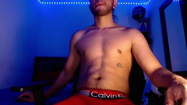 Snapshot of maxximus_100 chatting on 21, 2, 2025 maxximus 100 online show from 21, 2, 2025