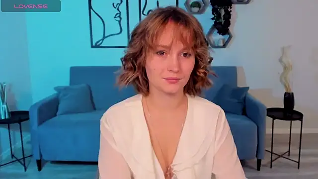 BritnieCute online show from 4, 11, 2025