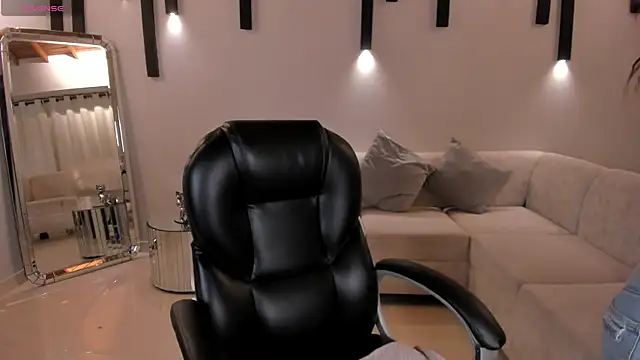 ChloePreston  online show from 20, 1, 2025