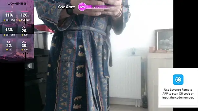 Snapshot of Bretoncool chatting on 10, 11, 2025 Bretoncool online show from 10, 11, 2025