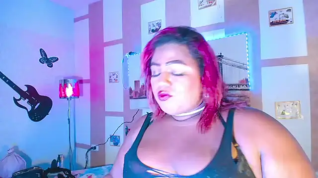 Snapshot of OpraxBellinda chatting on 9, 10, 2025 OpraxBellinda online show from 9, 10, 2025