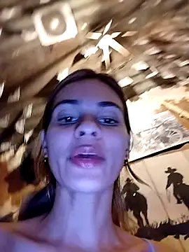 cuteluci  online show from 10, 1, 2025