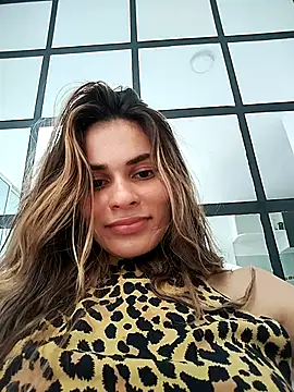 cuteluci  online show from 21, 3, 2025