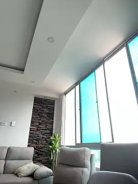 cuteluci  online show from 12, 9, 2025