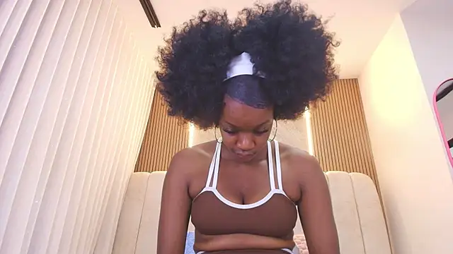 kata hazel online show from 13, 4, 2026