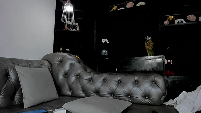 Snapshot of HeellBoy_ chatting on 23, 11, 2025 HeellBoy online show from 23, 11, 2025