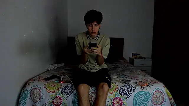 Snapshot of HeellBoy_ chatting on 23, 2, 2026 HeellBoy online show from 23, 2, 2026