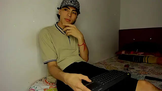 Snapshot of HeellBoy_ chatting on 24, 2, 2026 HeellBoy online show from 24, 2, 2026