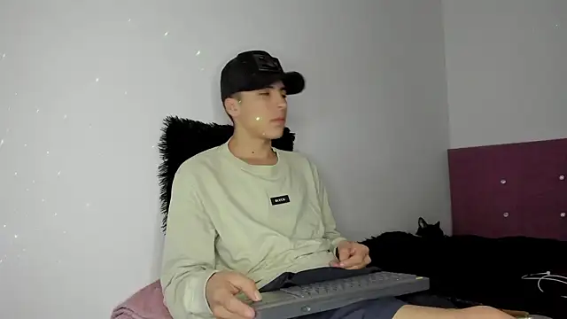 Snapshot of HeellBoy_ chatting on 22, 3, 2026 HeellBoy online show from 22, 3, 2026