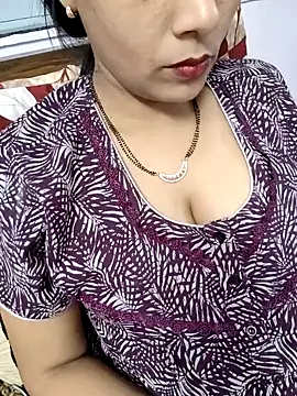 Snapshot of samitasharma chatting on 8, 2, 2025 samitasharma online show from 8, 2, 2025