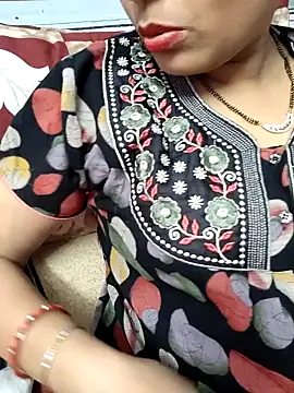 Snapshot of samitasharma chatting on 9, 2, 2025 samitasharma online show from 9, 2, 2025