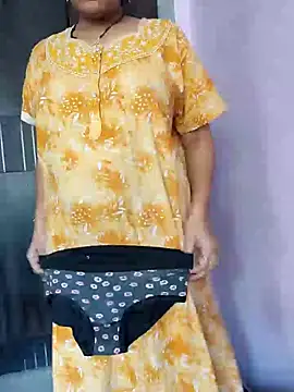 Snapshot of samitasharma chatting on 22, 2, 2025 samitasharma online show from 22, 2, 2025