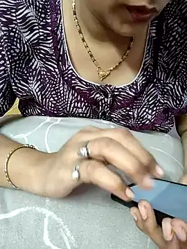 Snapshot of samitasharma chatting on 28, 2, 2025 samitasharma online show from 28, 2, 2025