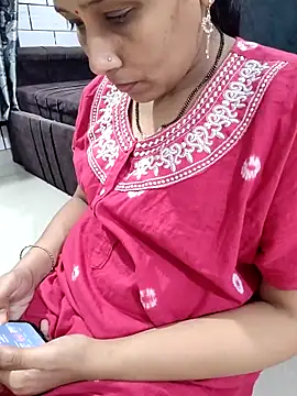 Snapshot of samitasharma chatting on 2, 3, 2025 samitasharma online show from 2, 3, 2025