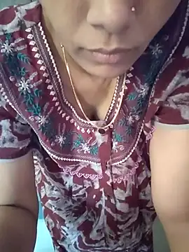 Snapshot of samitasharma chatting on 9, 3, 2025 samitasharma online show from 9, 3, 2025