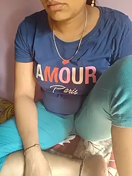 Snapshot of samitasharma chatting on 15, 3, 2025 samitasharma online show from 15, 3, 2025