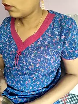 Snapshot of samitasharma chatting on 15, 3, 2025 samitasharma online show from 15, 3, 2025