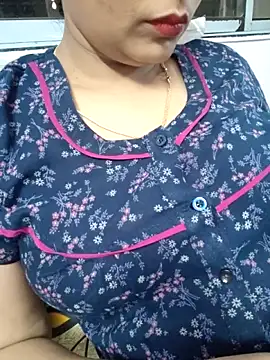 Snapshot of samitasharma chatting on 14, 9, 2025 samitasharma online show from 14, 9, 2025