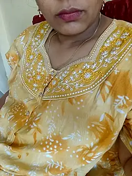 Snapshot of samitasharma chatting on 16, 9, 2025 samitasharma online show from 16, 9, 2025