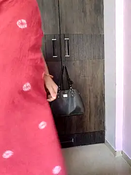 Snapshot of samitasharma chatting on 18, 9, 2025 samitasharma online show from 18, 9, 2025