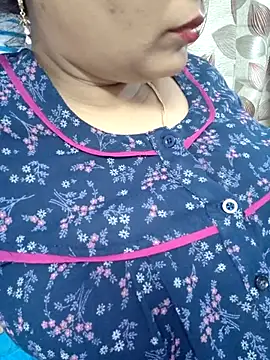 Snapshot of samitasharma chatting on 24, 9, 2025 samitasharma online show from 24, 9, 2025