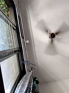 Snapshot of samitasharma chatting on 22, 10, 2025 samitasharma online show from 22, 10, 2025