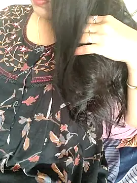 Snapshot of samitasharma chatting on 9, 11, 2025 samitasharma online show from 9, 11, 2025