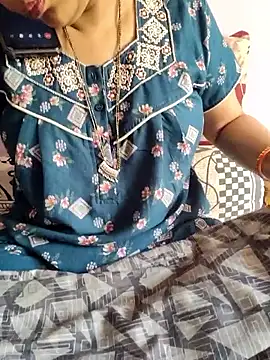 Snapshot of samitasharma chatting on 14, 12, 2025 samitasharma online show from 14, 12, 2025