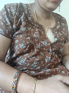Snapshot of samitasharma chatting on 18, 3, 2026 samitasharma online show from 18, 3, 2026