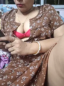 Snapshot of samitasharma chatting on 10, 4, 2026 samitasharma online show from 10, 4, 2026
