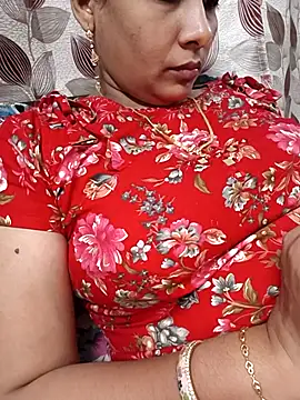 Snapshot of samitasharma chatting on 14, 4, 2026 samitasharma online show from 14, 4, 2026